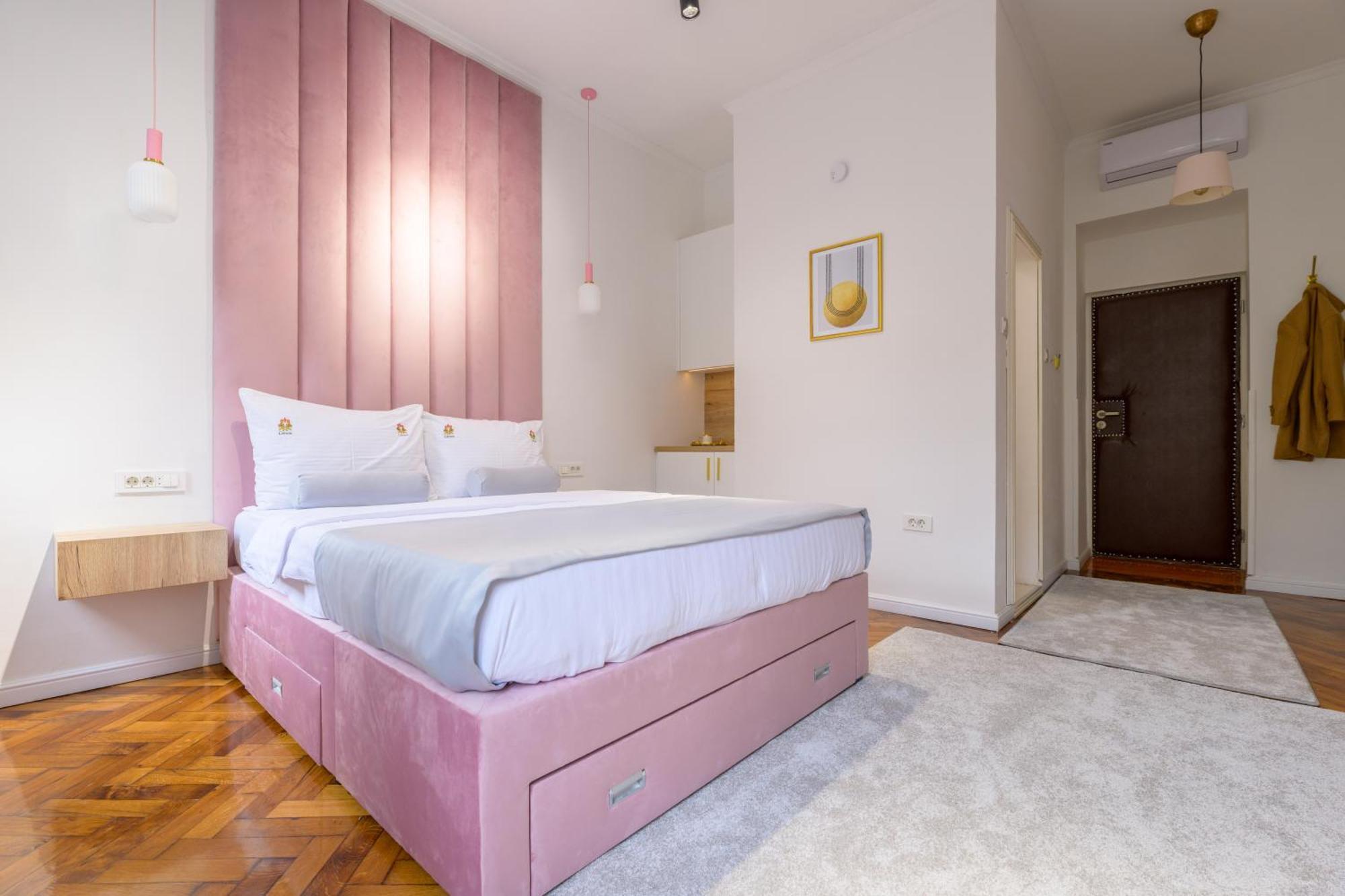Crown Apartments Загреб Екстериор снимка