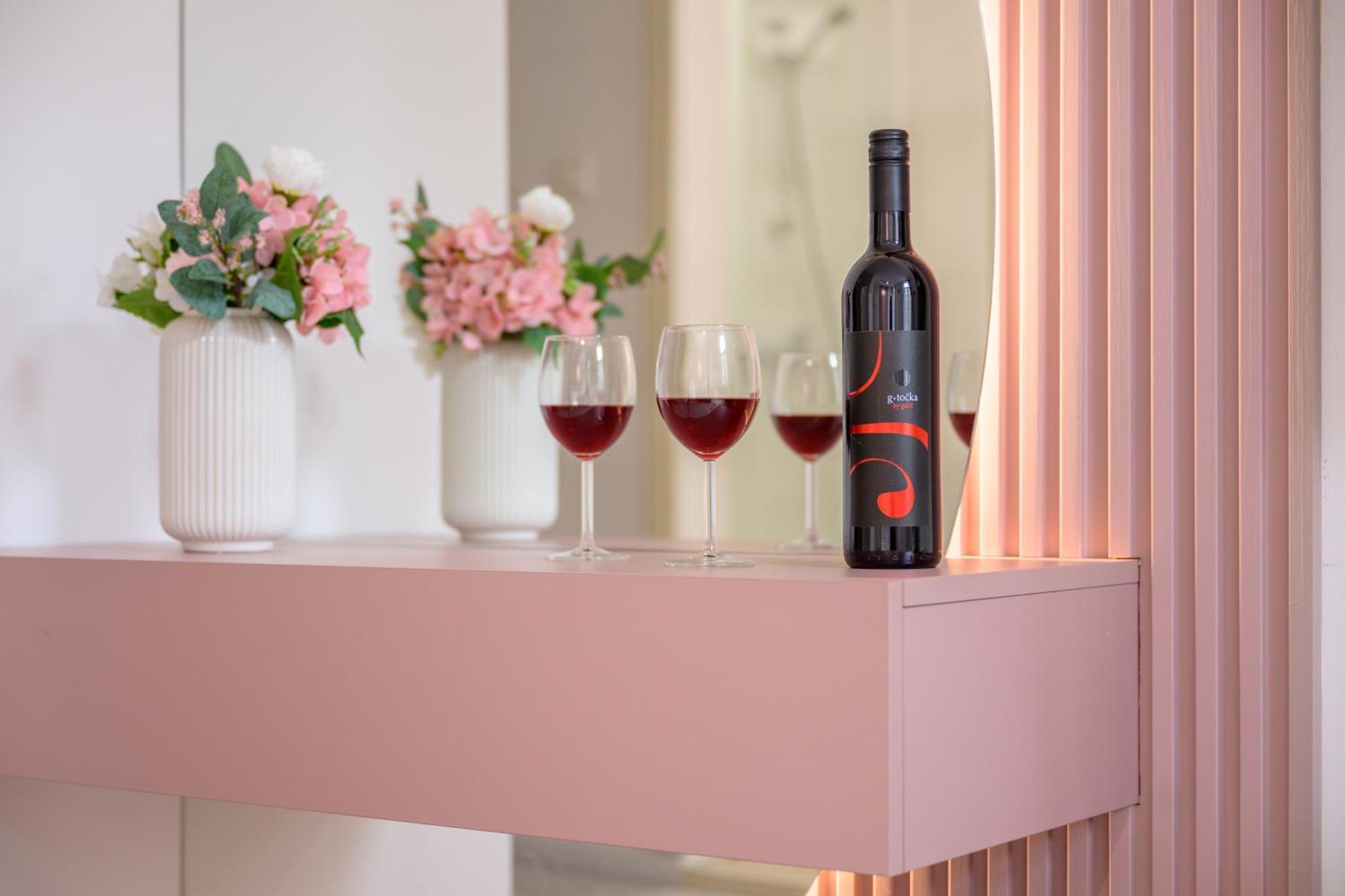 Crown Apartments Загреб Екстериор снимка