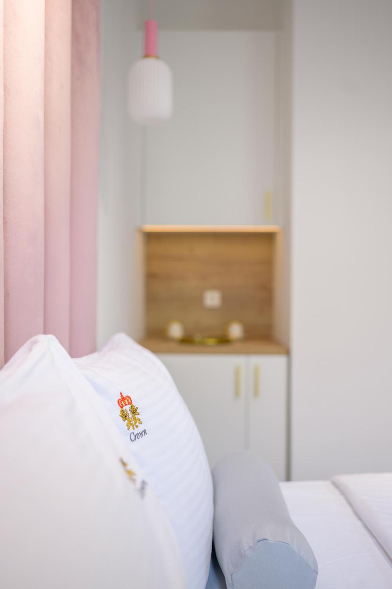 Crown Apartments Загреб Екстериор снимка