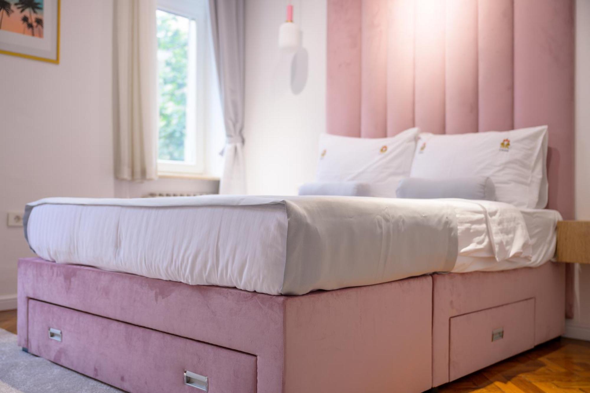 Crown Apartments Загреб Екстериор снимка